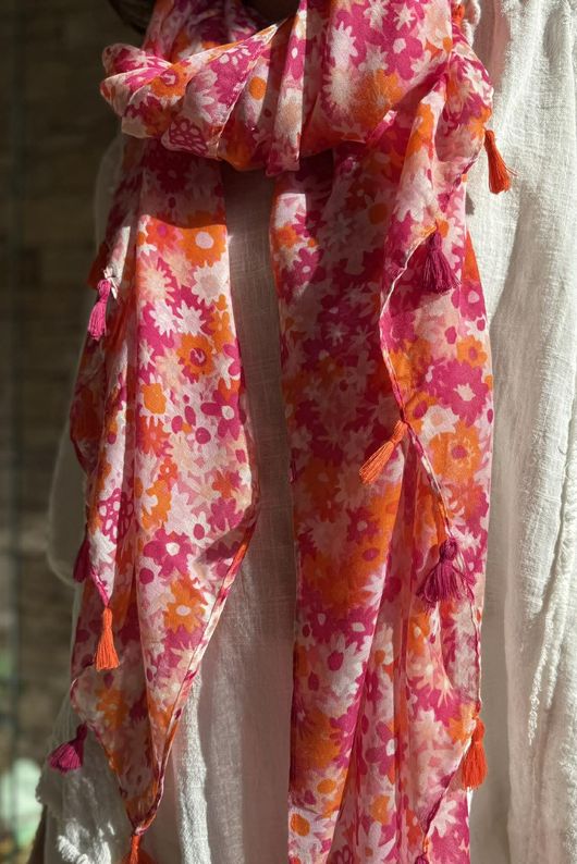 Woodstock Tassel Scarf Strawberry Haze